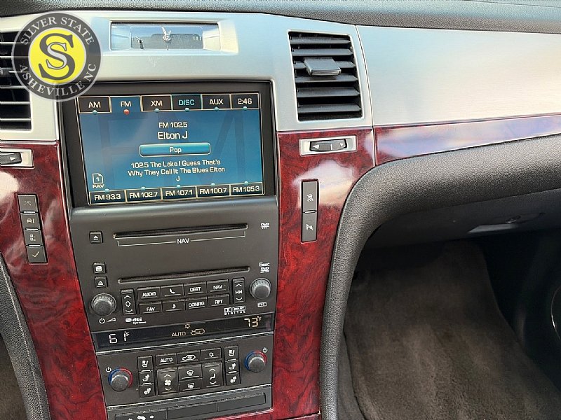 Used 2009 Cadillac Escalade EXT AWD/4WD image 21