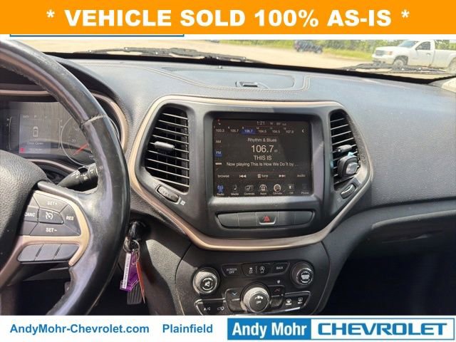 Used 2015 Jeep Cherokee Latitude w/ Cold Weather Group FWD image 24