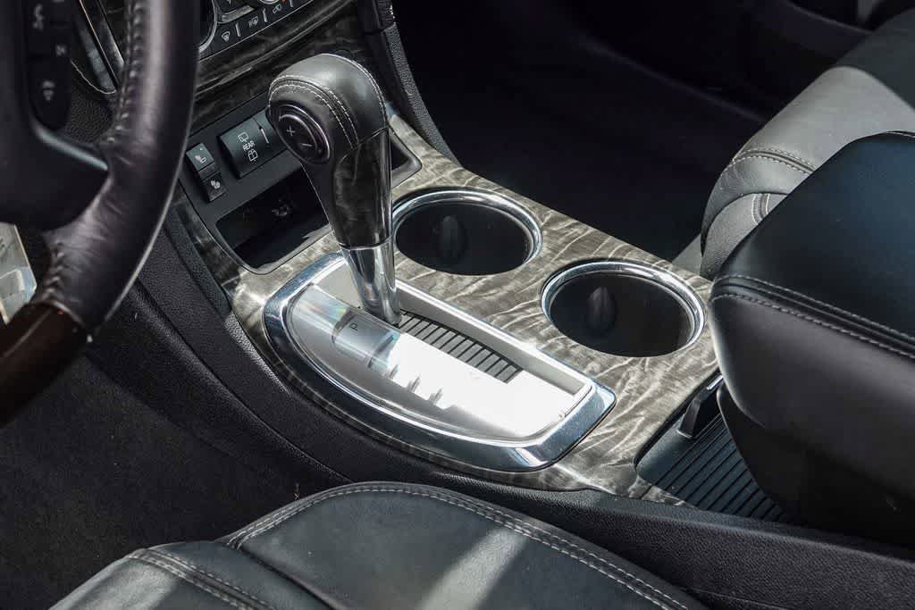 Used 2013 Buick Enclave Leather image 18