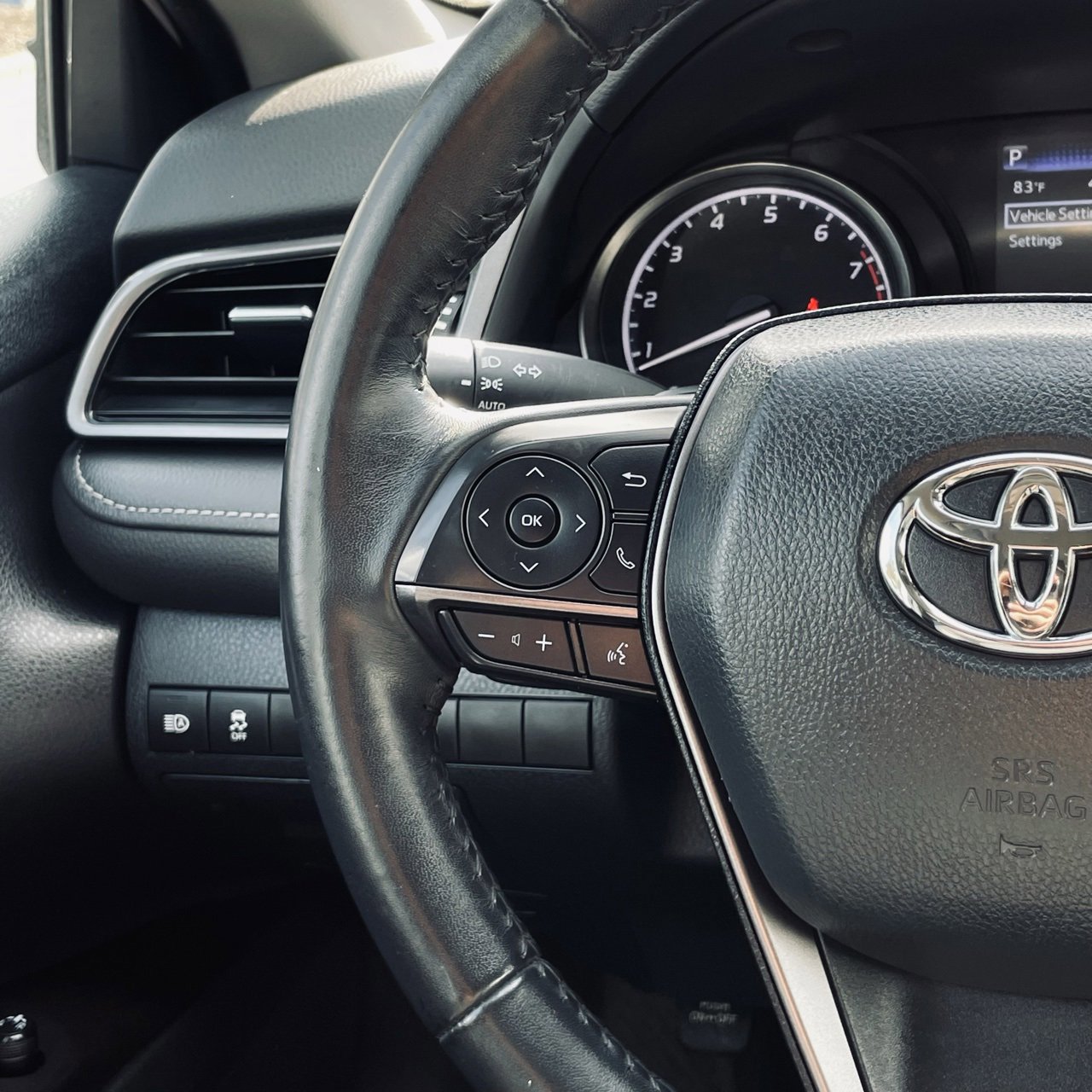 Used 2024 Toyota Camry SE image 13