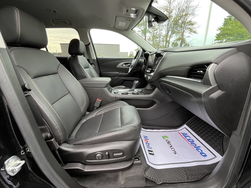 Certified 2020 Chevrolet Traverse RS FWD image 20
