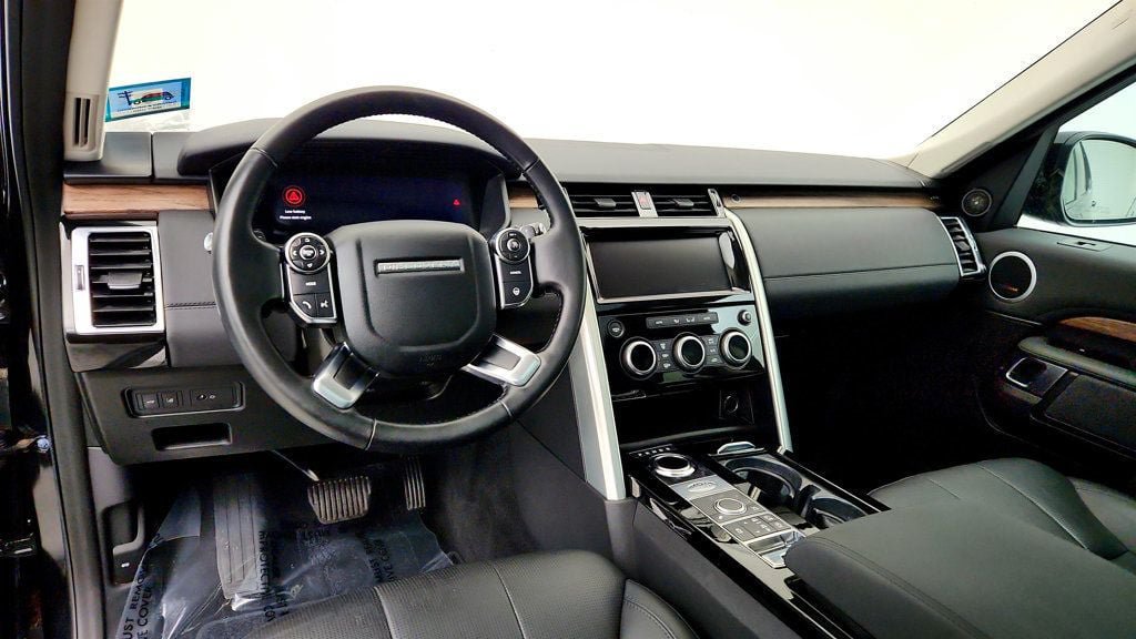 Used 2018 Land Rover Discovery HSE AWD/4WD image 12
