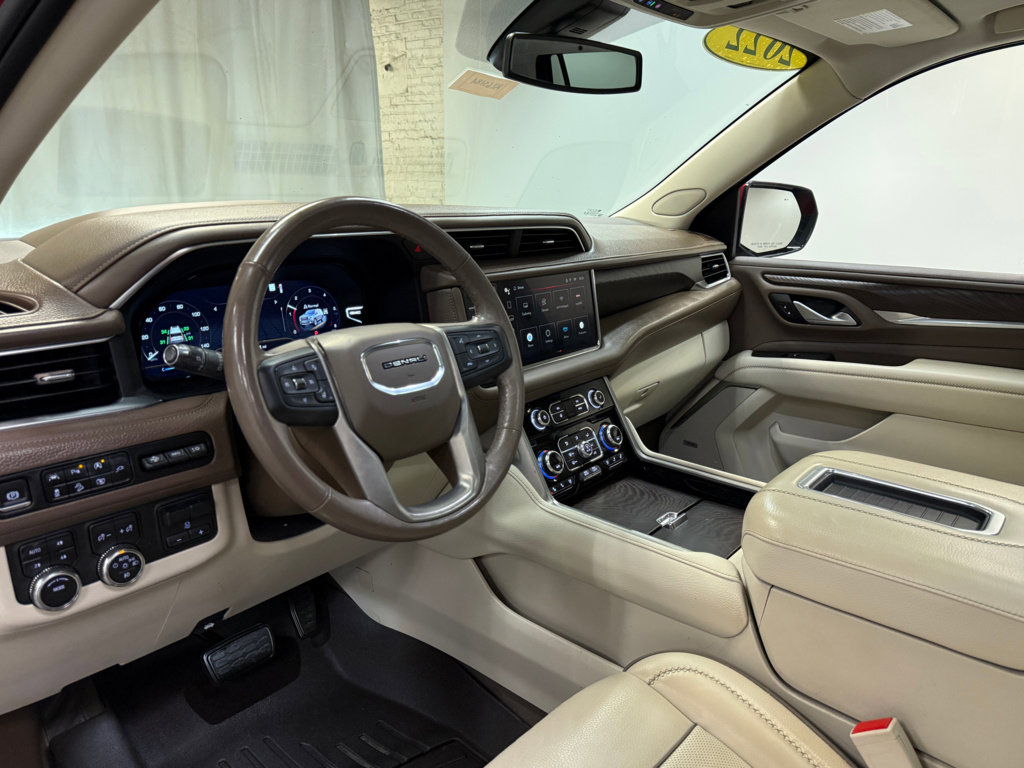 Used 2022 GMC Yukon Denali w/ Max Trailering Package image 28