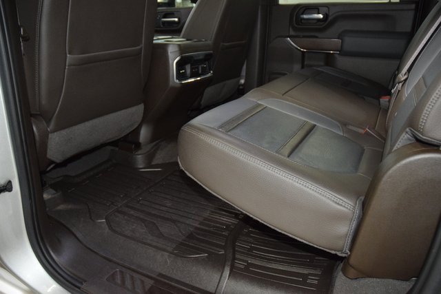 Used 2022 GMC Sierra 3500 Denali w/ Denali Ultimate Package image 44