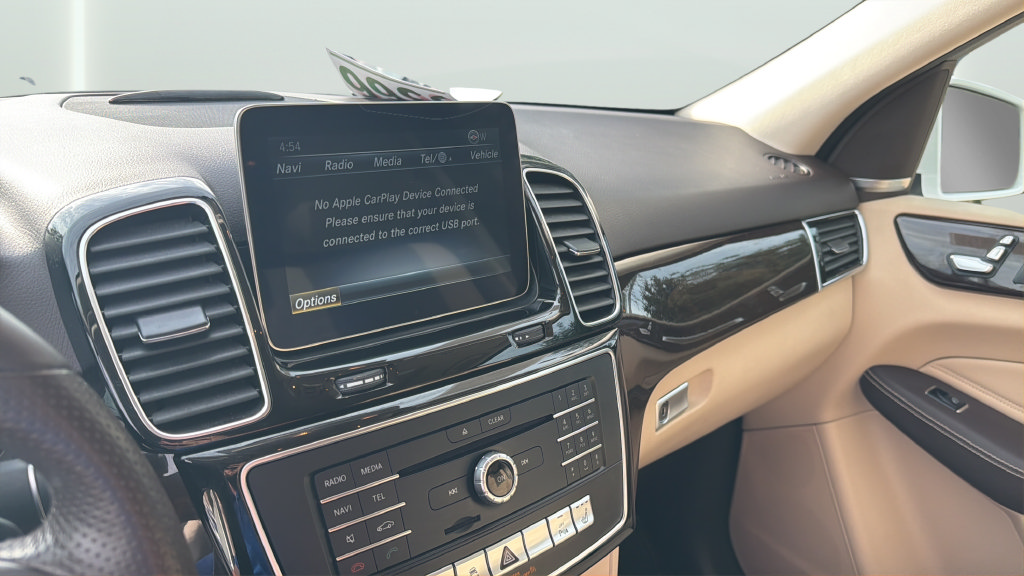 Used 2018 Mercedes-Benz GLE 350 image 16