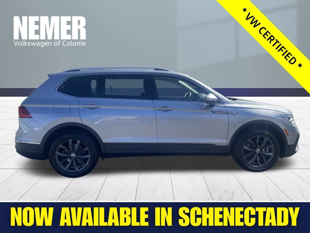 Certified 2023 Volkswagen Tiguan SE w/ Panoramic Sunroof Package AWD/4WD image 7