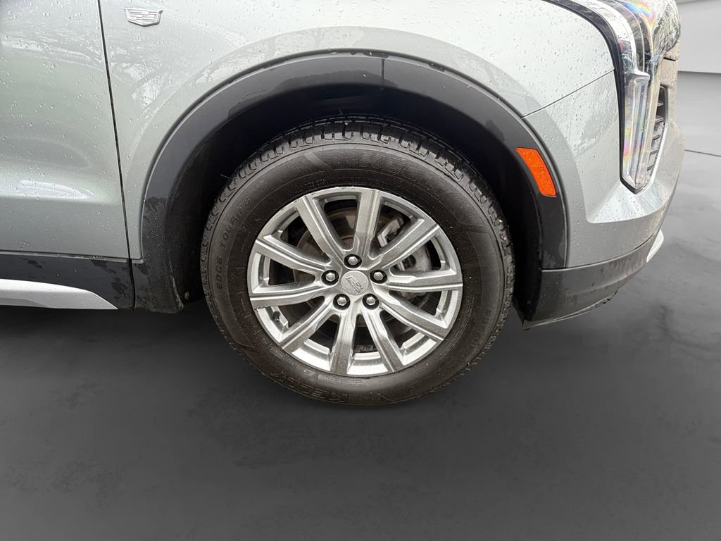 Used 2023 Cadillac XT4 Premium Luxury FWD image 31
