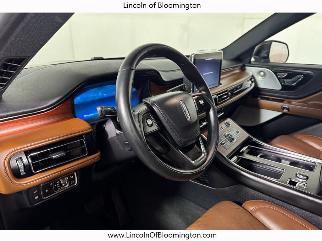 Certified 2023 Lincoln Aviator Grand Touring w/ Equipment Group 301A AWD/4WD image 15