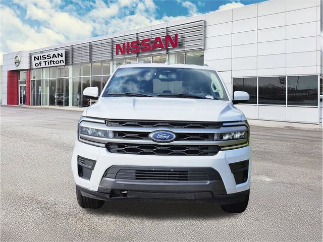 Used 2024 Ford Expedition Max XLT image 2