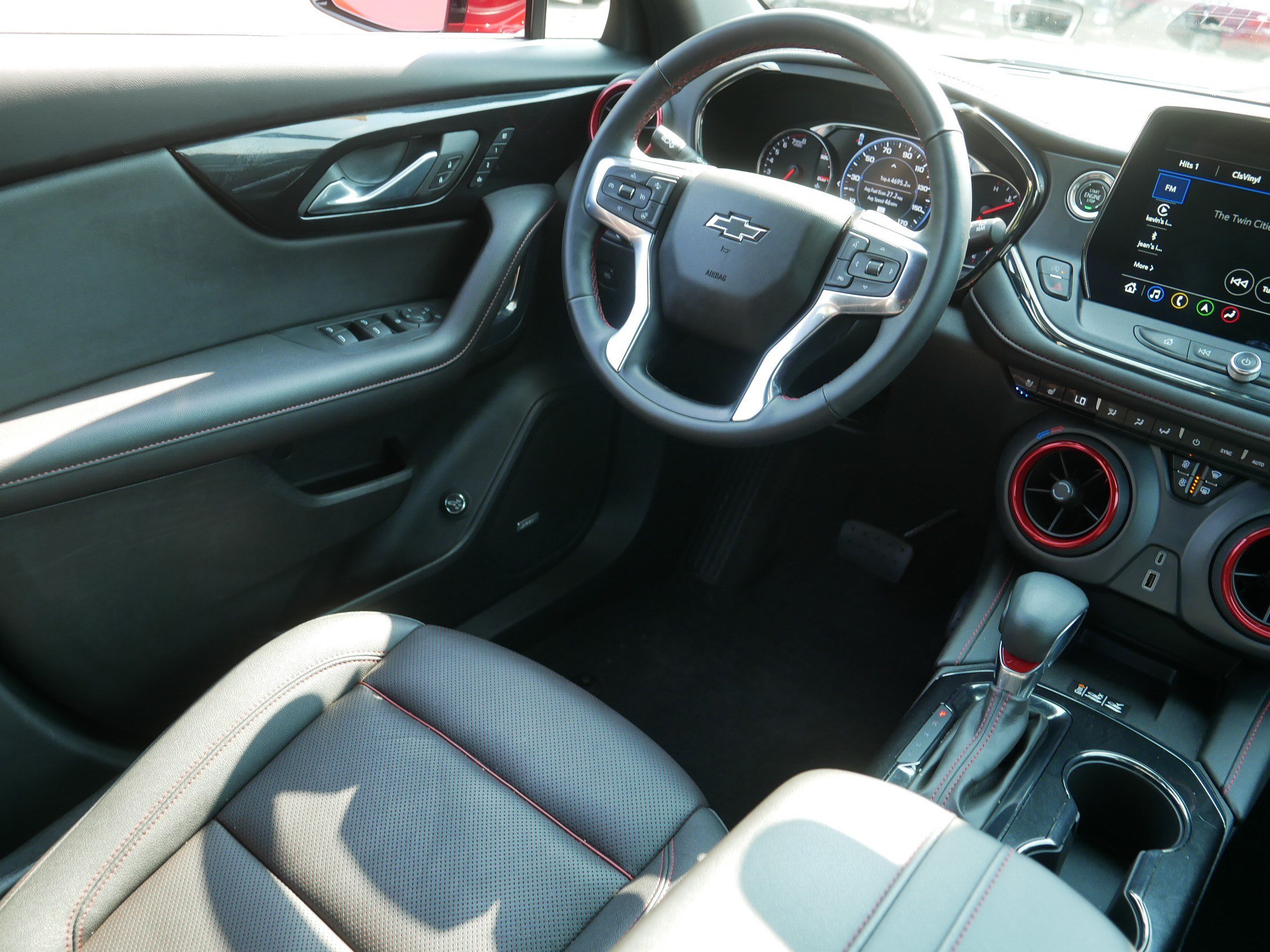 Used 2023 Chevrolet Blazer RS w/ Enhanced Convenience Package AWD/4WD image 9