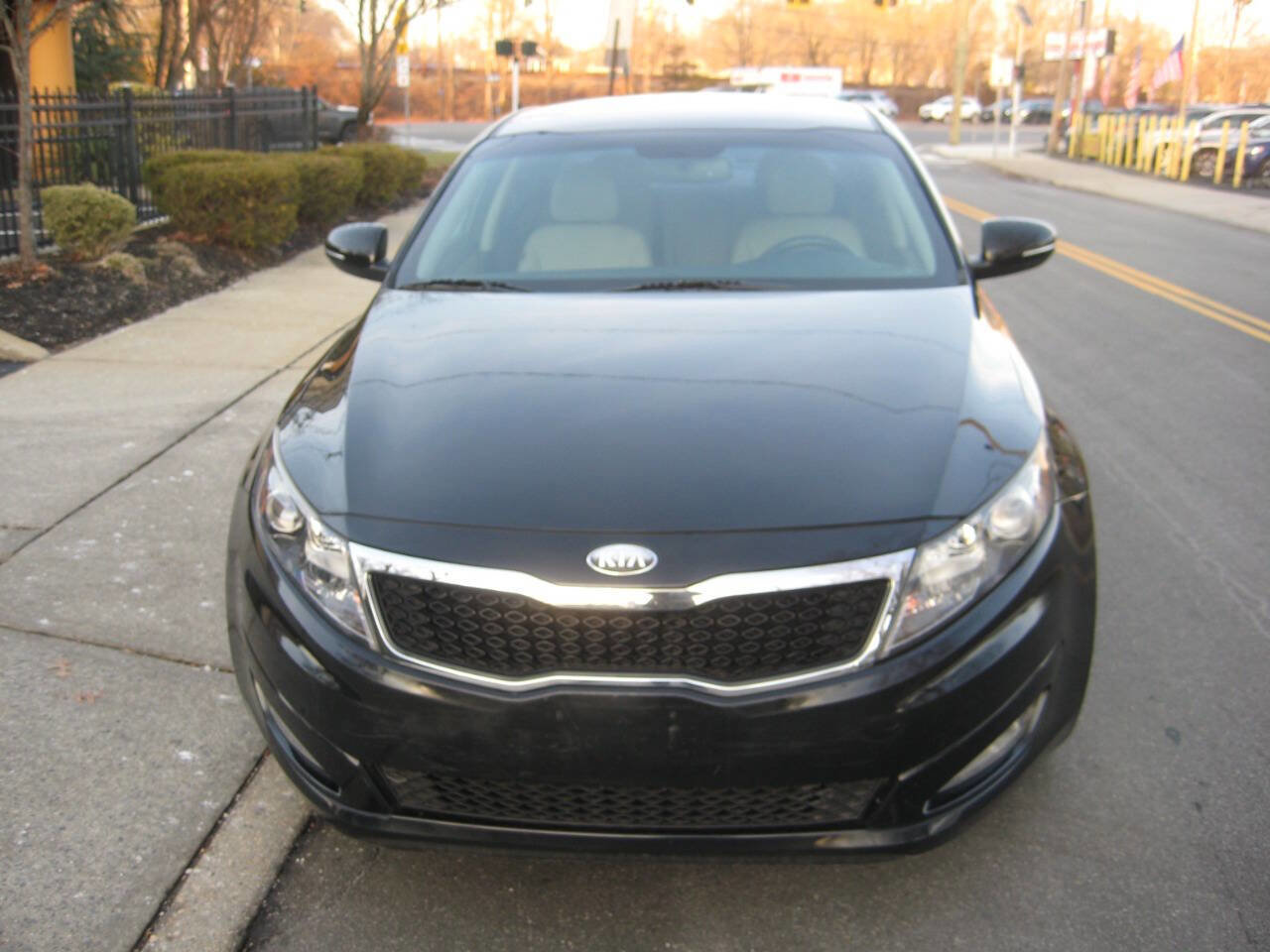 Used 2013 Kia Optima EX image 2