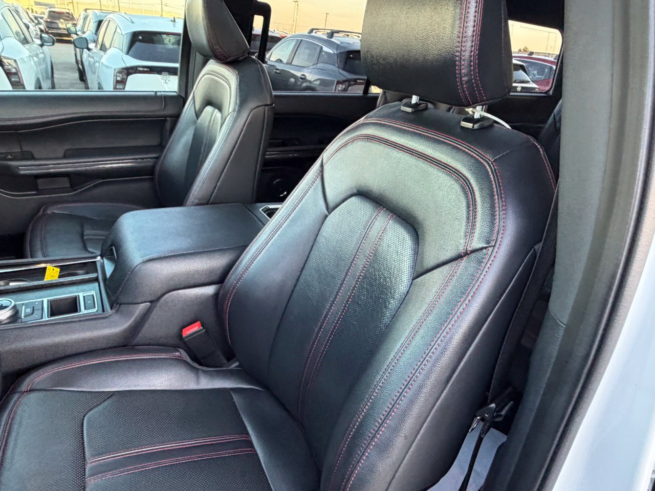 Used 2022 Ford Expedition Limited RWD image 34