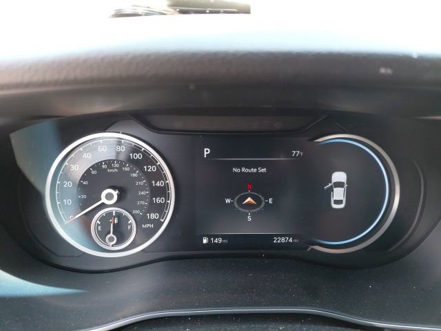 Used 2023 Genesis G70 2.0T image 5