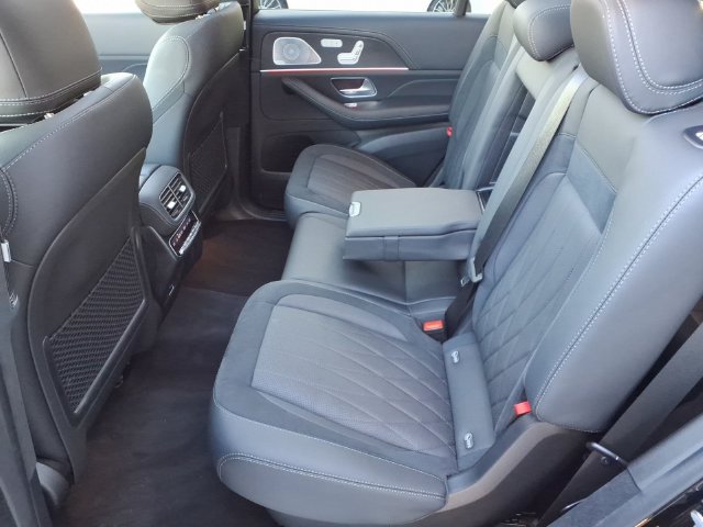 Certified 2025 Mercedes-Benz GLS 63 AMG 4MATIC image 17