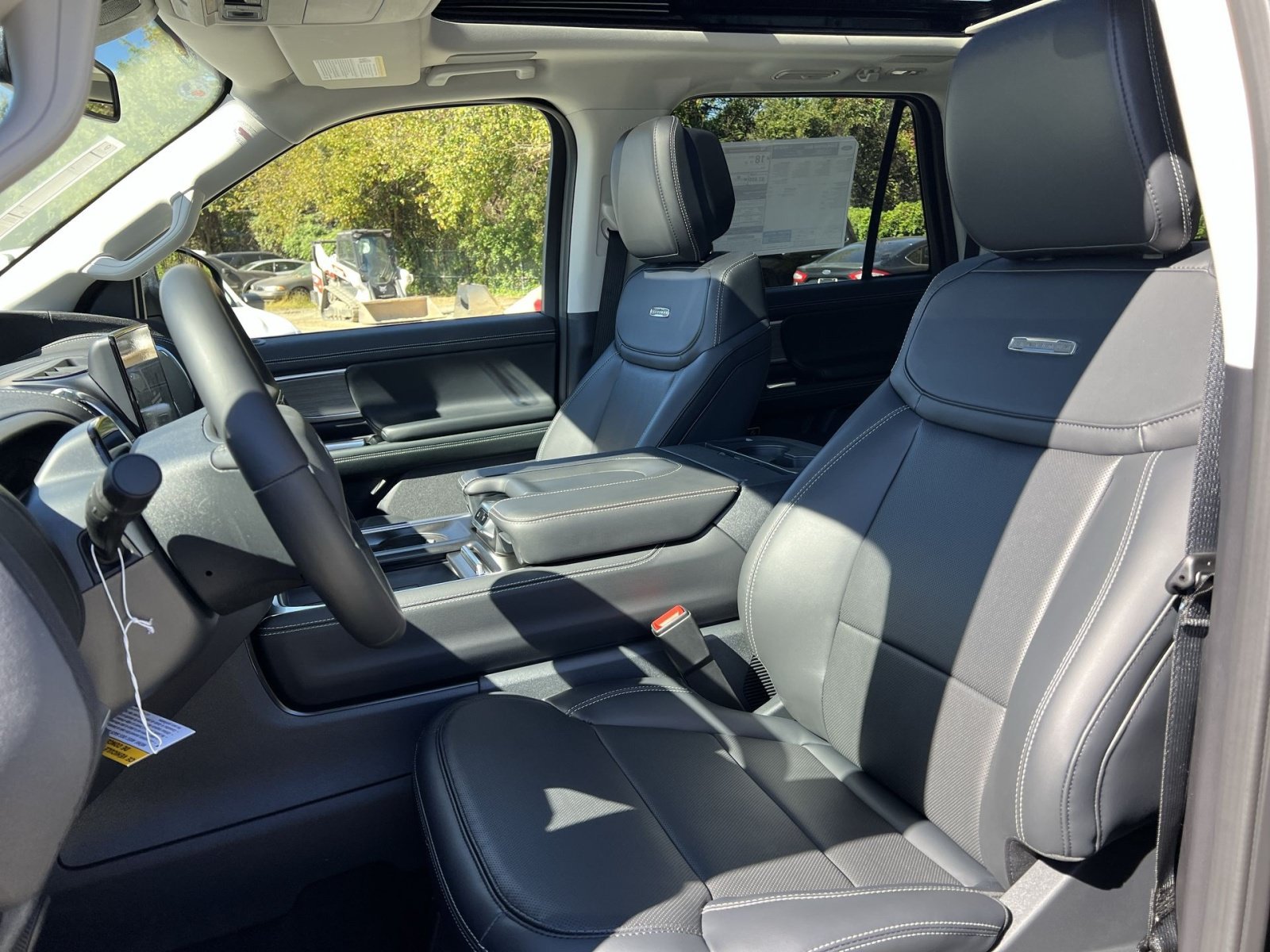 New 2027 Ford Expedition Max Platinum w/ Driver's Package AWD/4WD image 13