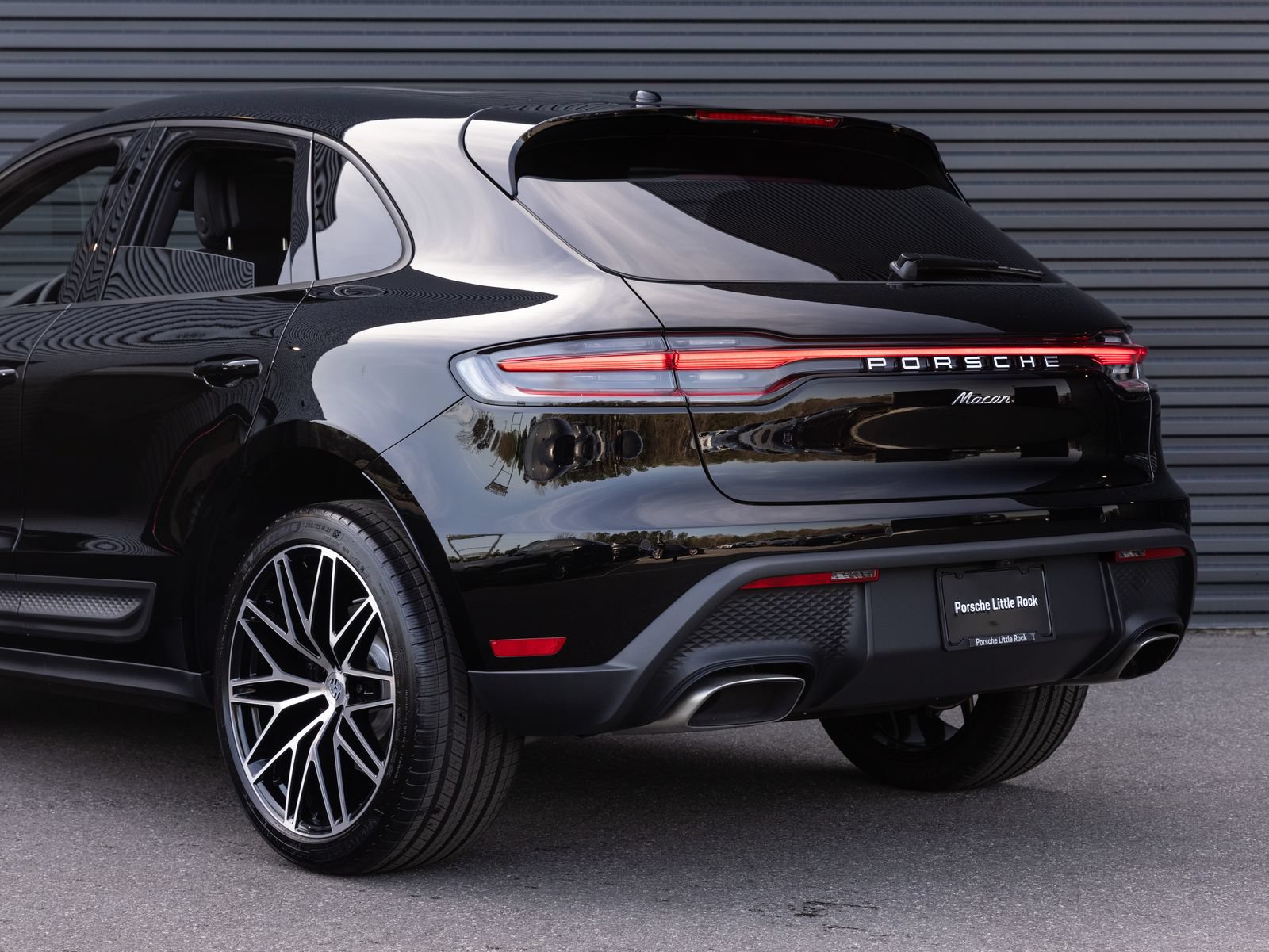 New 2026 Porsche Macan AWD/4WD image 11