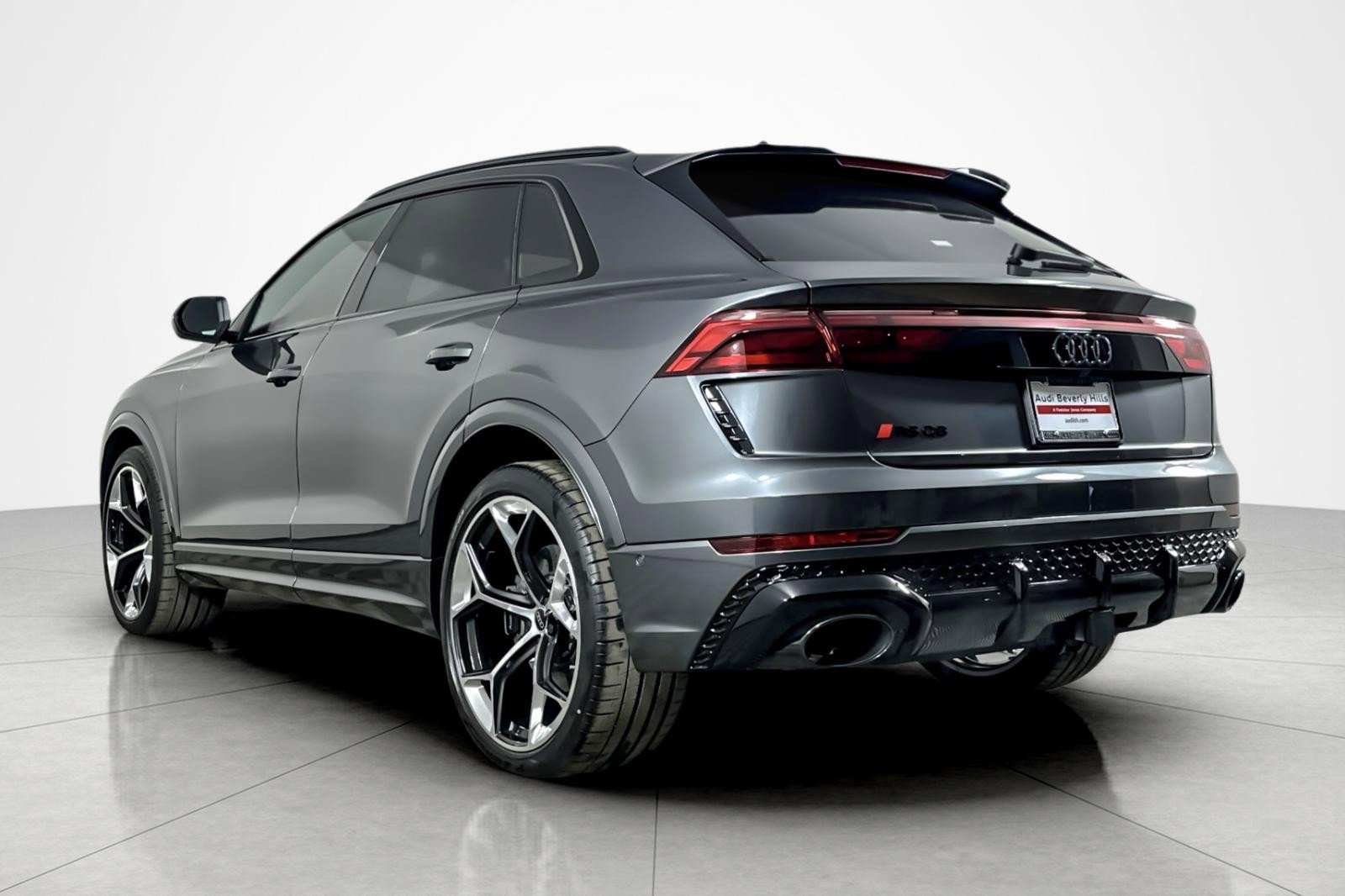New 2026 Audi RS Q8 performance image 4