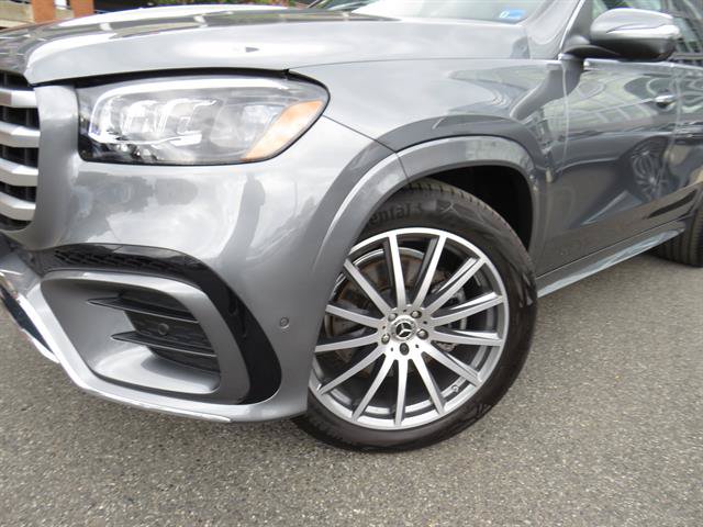 Used 2025 Mercedes-Benz GLS 450 4MATIC image 23
