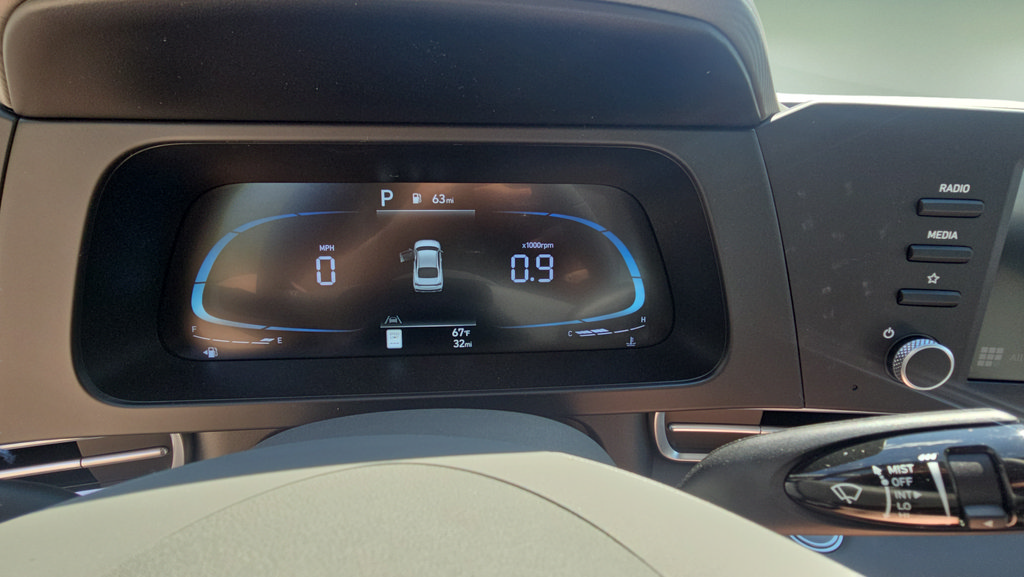 New 2026 Hyundai Elantra Sport FWD image 15