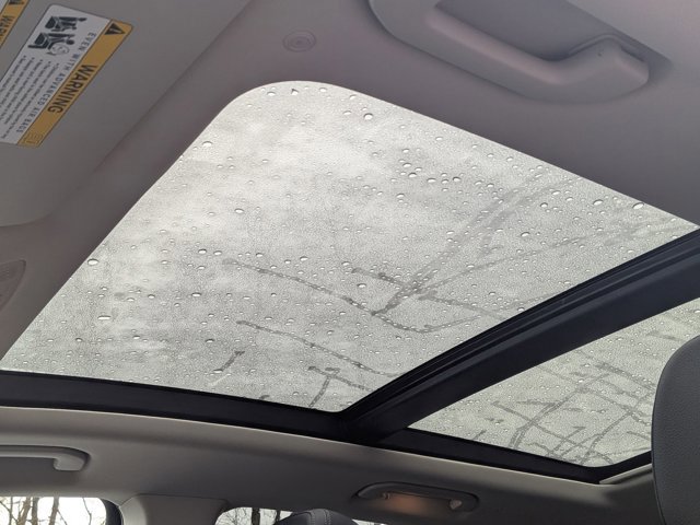 Used 2024 Mercedes-Benz GLE 450 4MATIC image 17