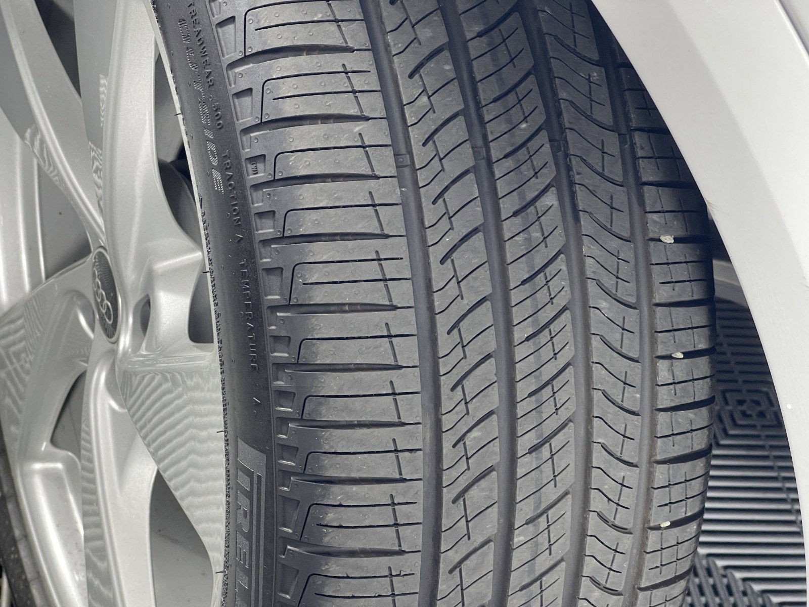 New 2025 Audi Q5 Premium Plus image 8