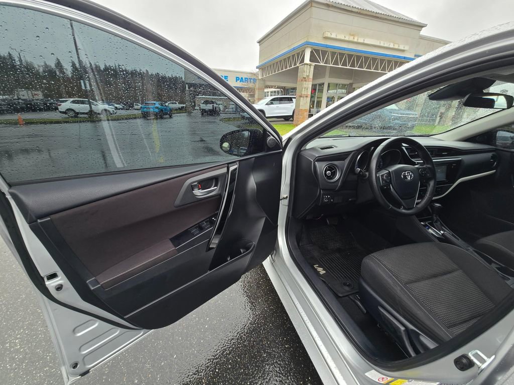 Used 2017 Toyota Corolla iM w/ All-Weather Mat Package FWD image 15