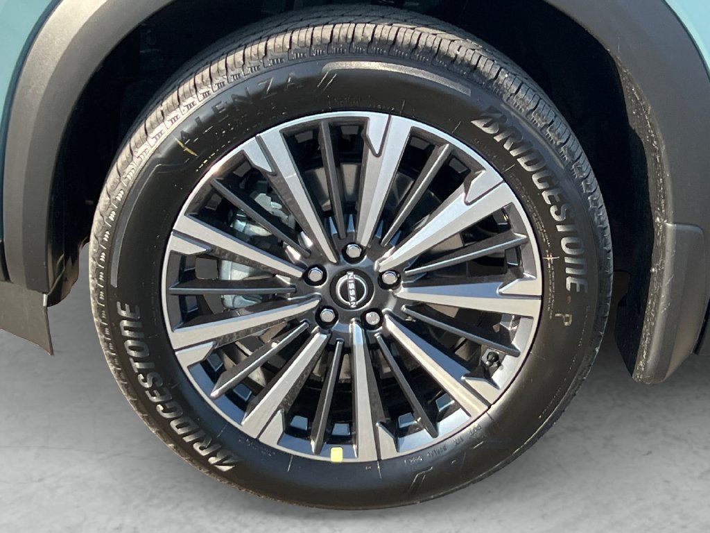 New 2026 Nissan Pathfinder Platinum FWD image 24