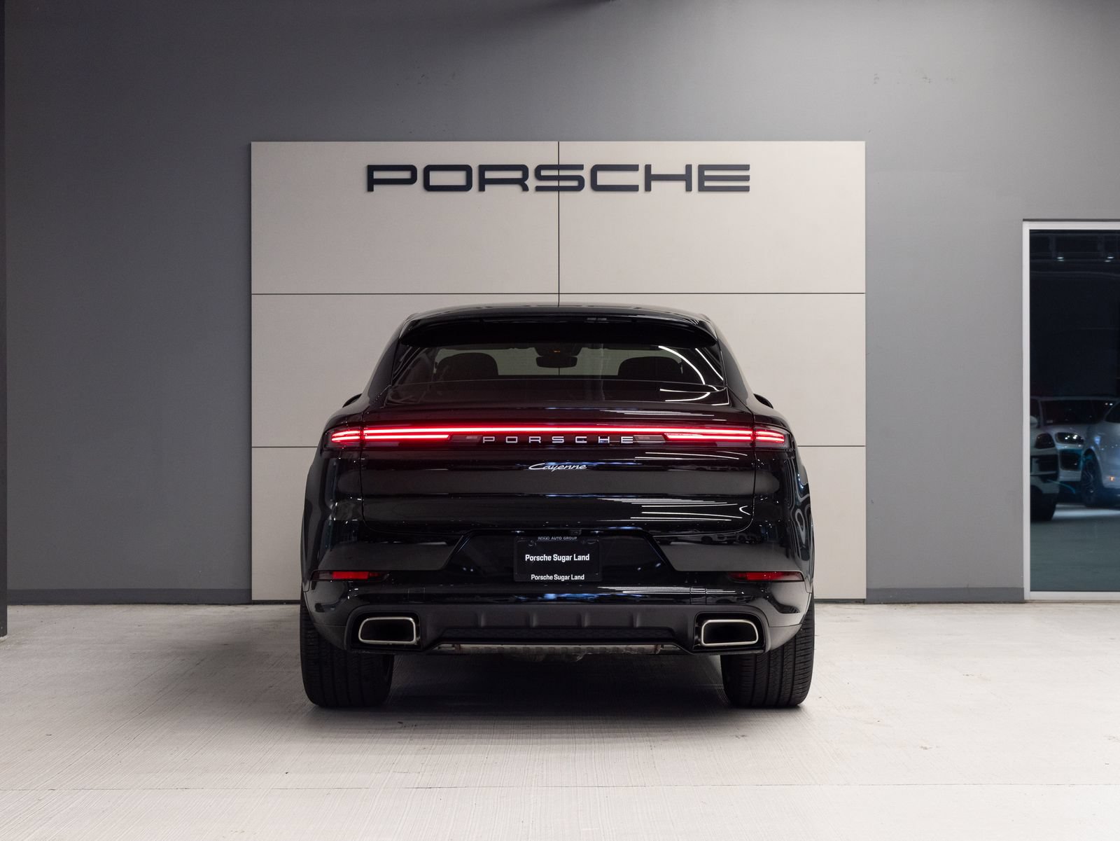 New 2026 Porsche Cayenne Coupe AWD/4WD image 6