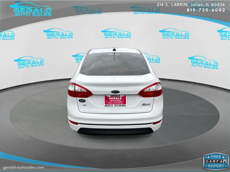 Used 2017 Ford Fiesta SE FWD image 4