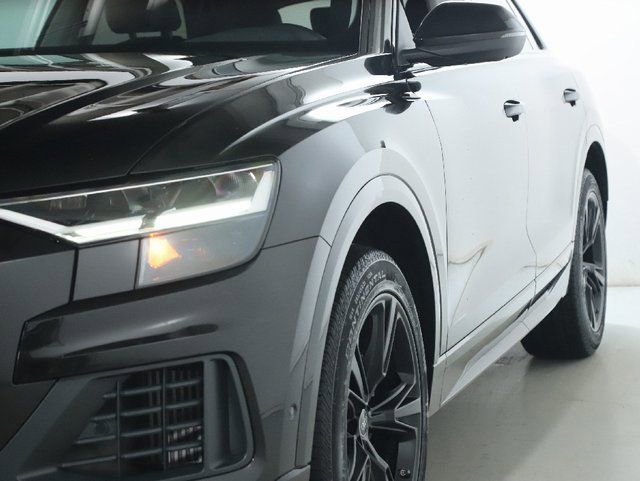 Used 2022 Audi Q8 Premium w/ Convenience Package image 13