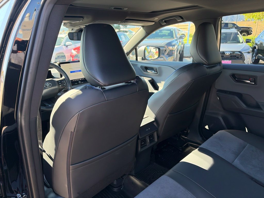 Used 2026 Toyota RAV4 XSE w/ Weather Package AWD/4WD image 21