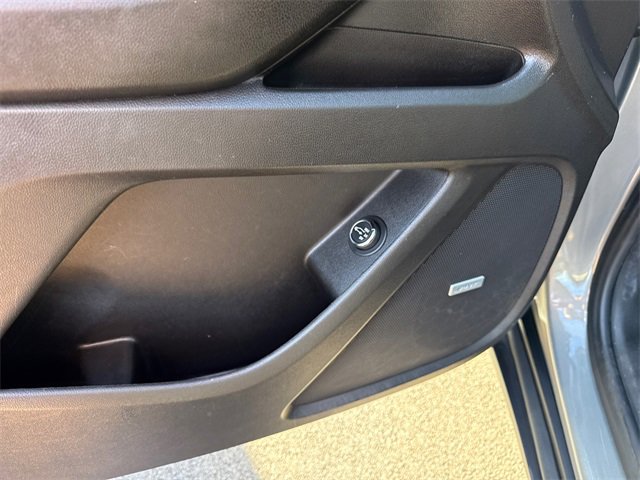 Used 2019 Chevrolet Traverse LT w/ LT Premium Package image 14