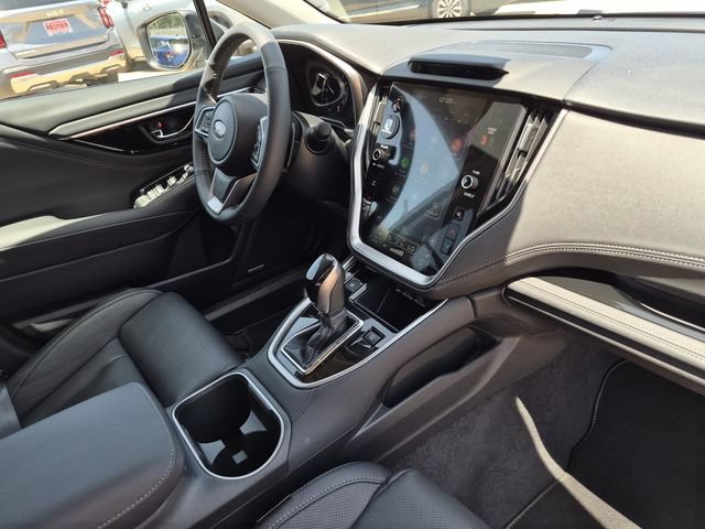 Used 2025 Subaru Outback Touring AWD/4WD image 15