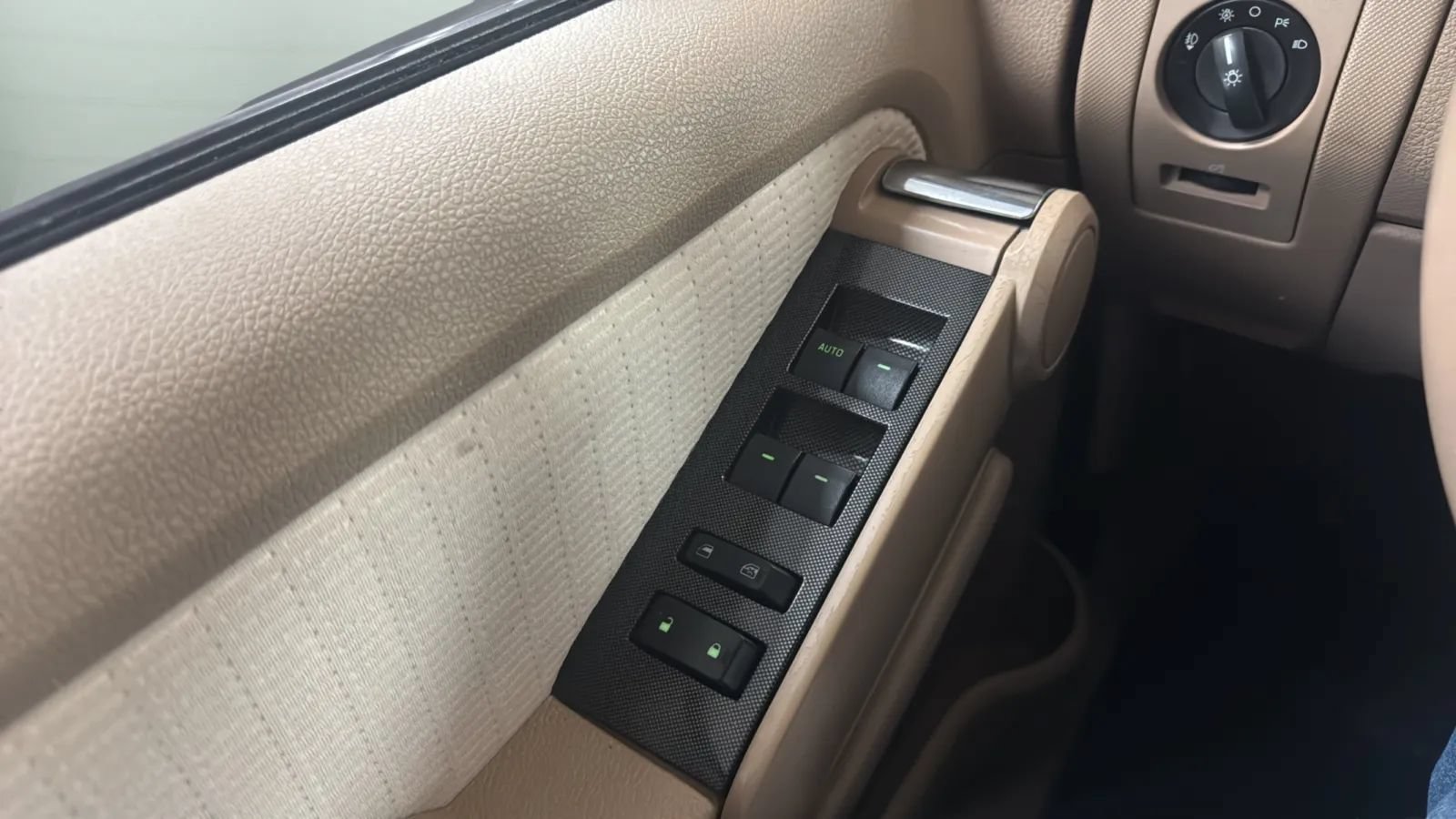 Used 2007 Ford Explorer XLT RWD image 15