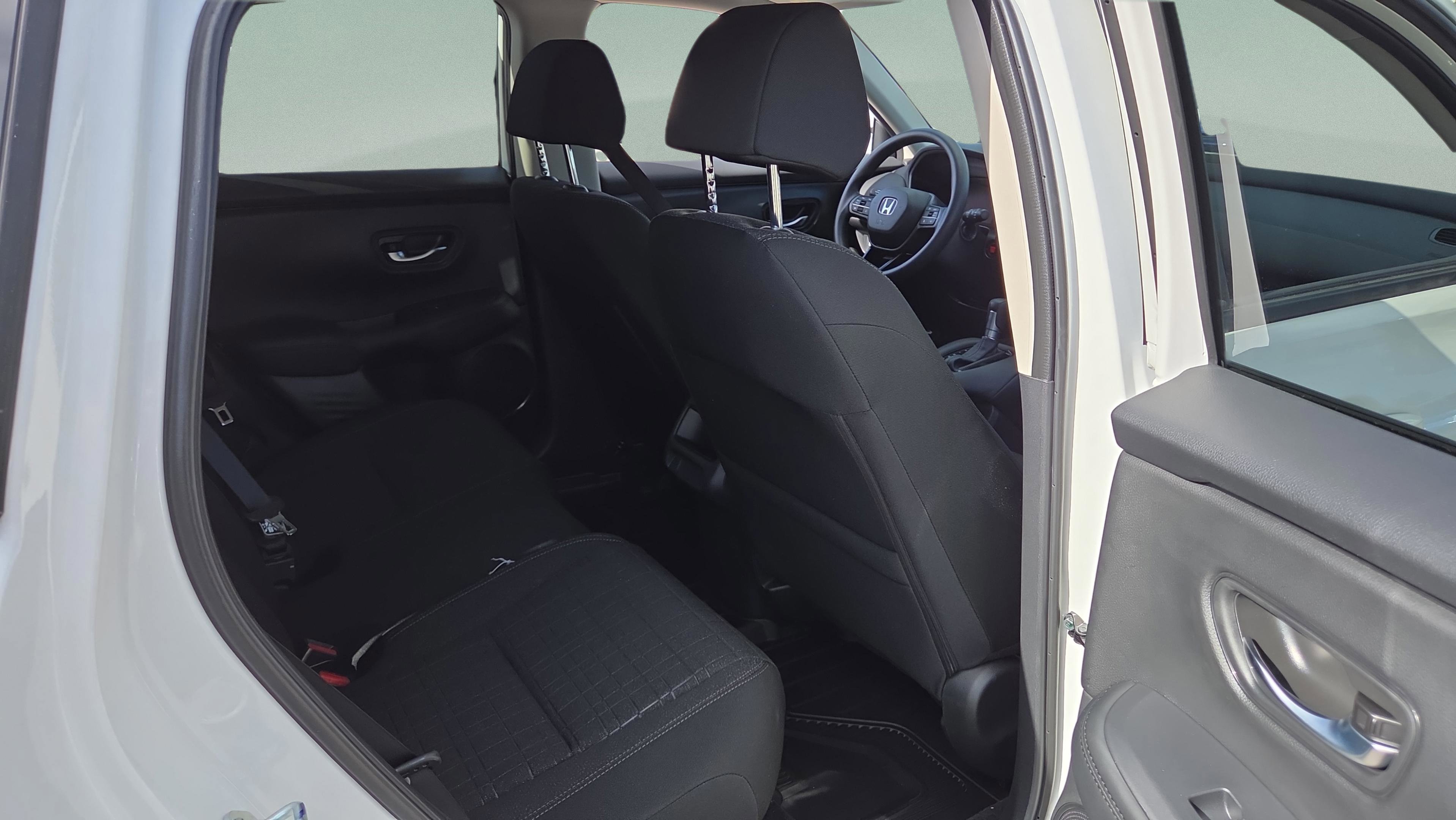 New 2026 Honda HR-V LX image 16