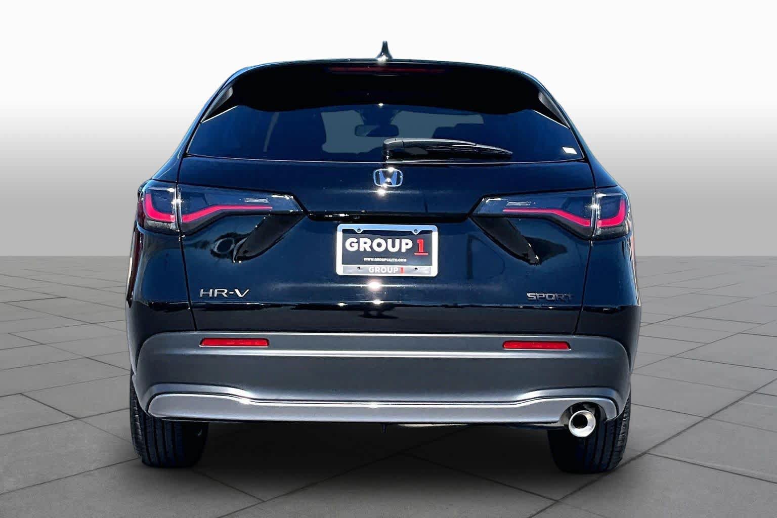 Used 2027 Honda HR-V Sport image 4