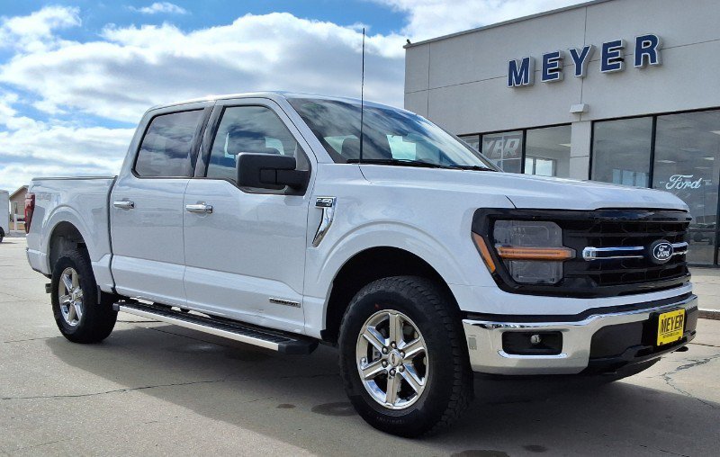 Used 2025 Ford F150 XLT w/ Equipment Group 301A Standard AWD/4WD image 2