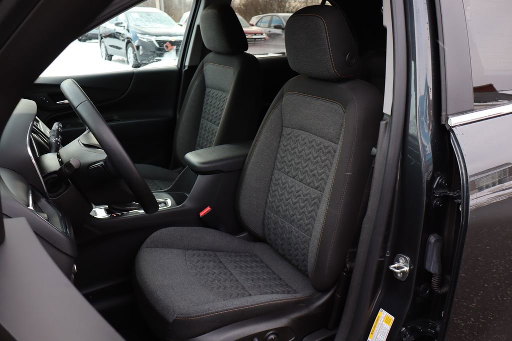 Used 2023 Chevrolet Equinox LT image 11
