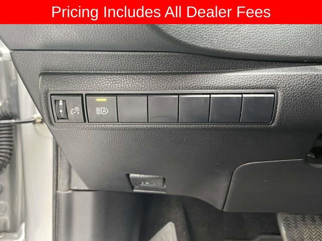 Used 2022 Toyota Corolla SE FWD image 23