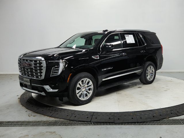Used 2025 GMC Yukon Denali AWD/4WD image 4
