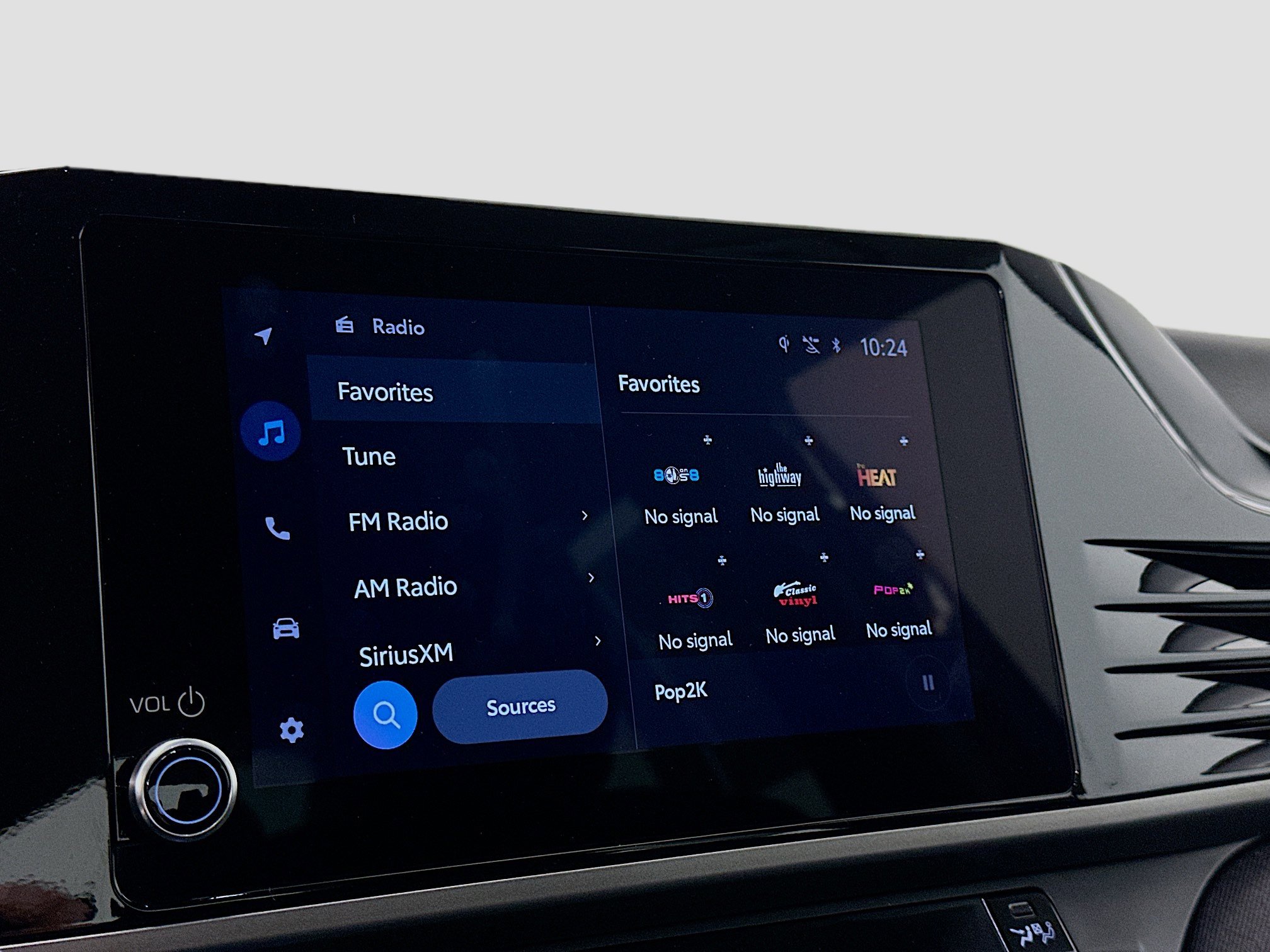 Used 2025 Toyota Camry LE image 21