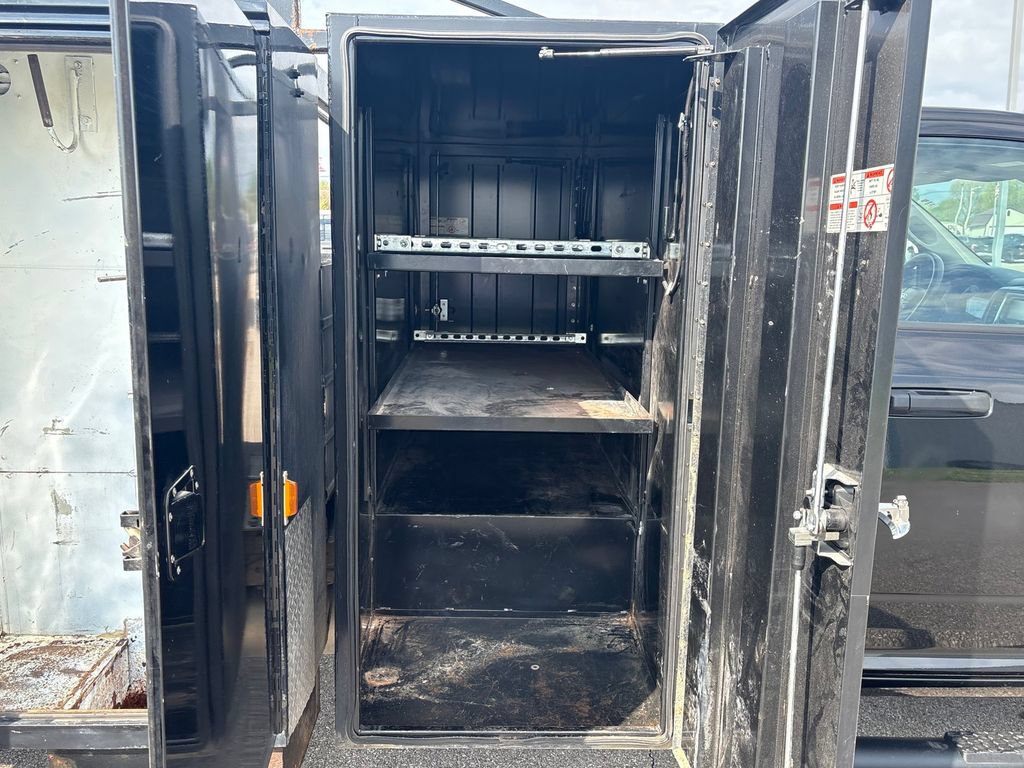 Used 2018 RAM 5500 Tradesman w/ Power & Remote Entry Group RWD image 13