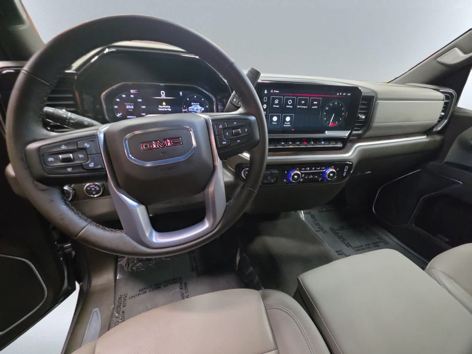 Used 2026 GMC Sierra 1500 SLT AWD/4WD image 5
