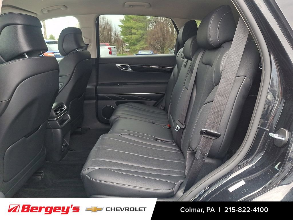 Used 2025 Genesis GV80 2.5T Standard image 12