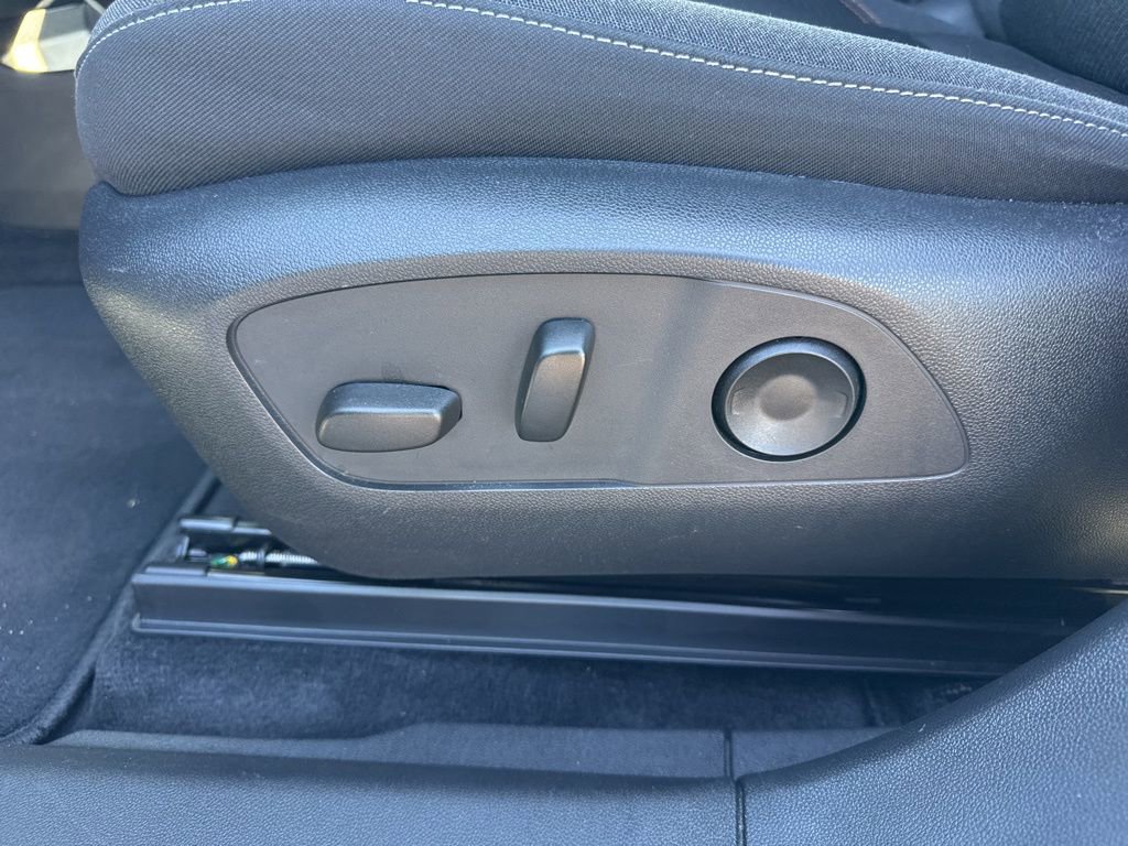 Used 2025 Honda Prologue EX image 10