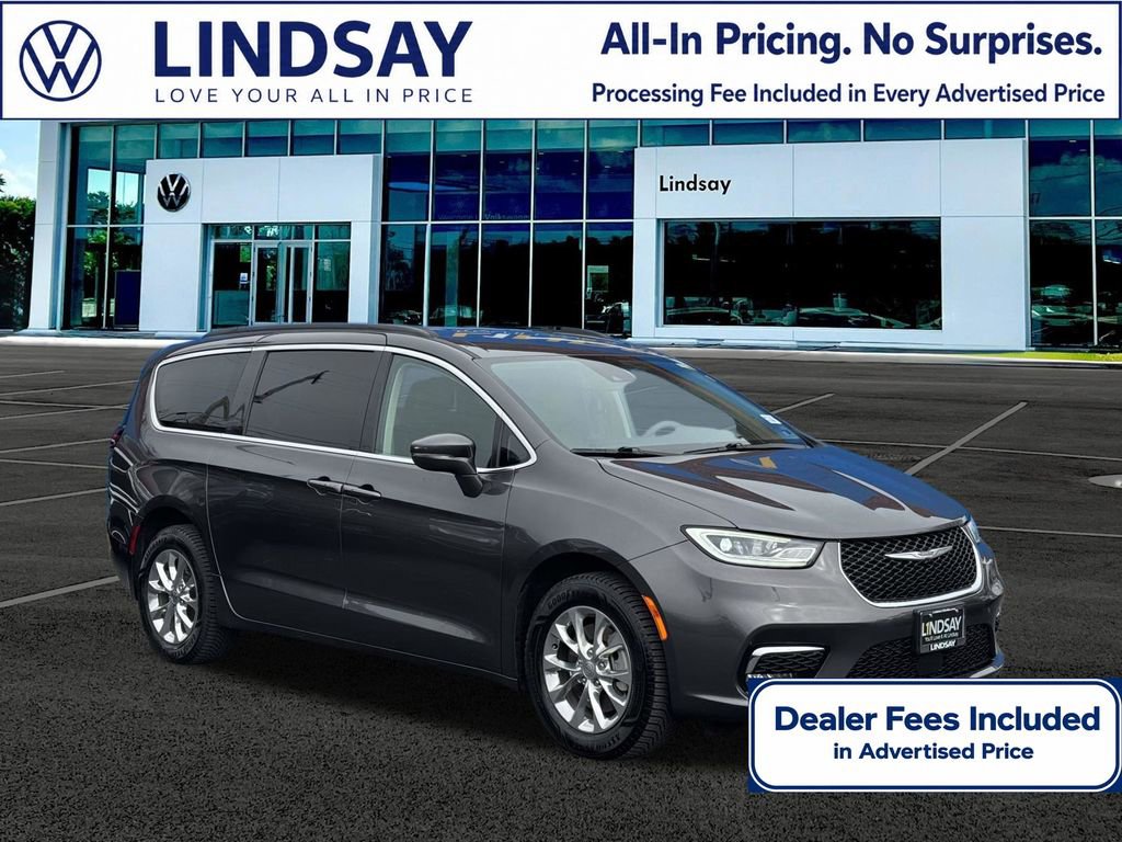 Used 2022 Chrysler Pacifica Touring-L