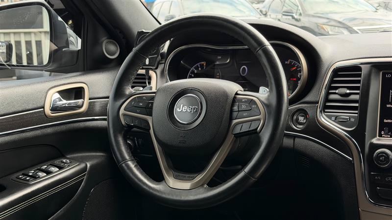Used 2015 Jeep Grand Cherokee Limited AWD/4WD image 29