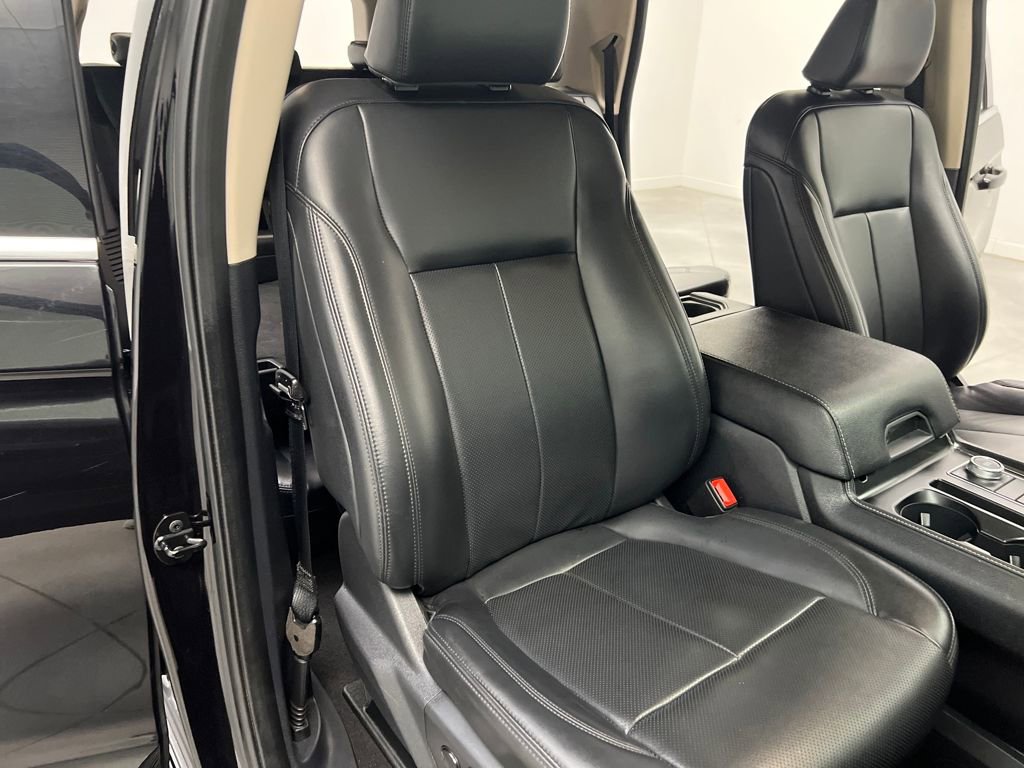Used 2024 Ford Expedition Max XLT image 25