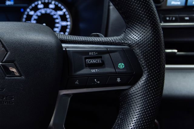 Used 2024 Mitsubishi Outlander image 15