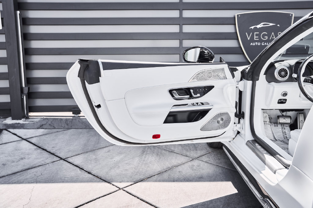 Used 2026 Mercedes-Benz Maybach SL 680 image 34